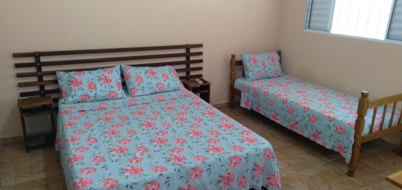 Locacao P Final De Semana Mourada Terrea Otel Caraguatatuba Dış mekan fotoğraf